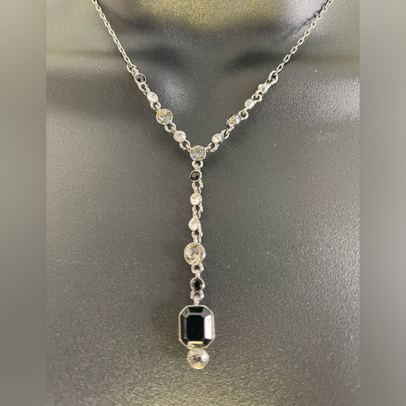 GIVENCHY necklace and earring set. EUC - Picture 2 of 8